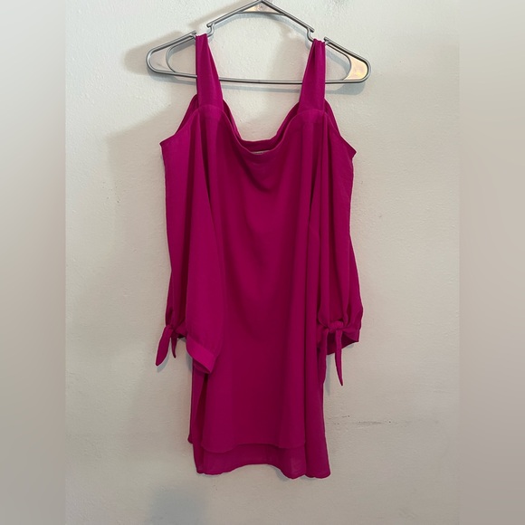 3/$20 Catherine’s Magenta Pink Cold Shoulder Tunic Blouse  4XL - Picture 1 of 6